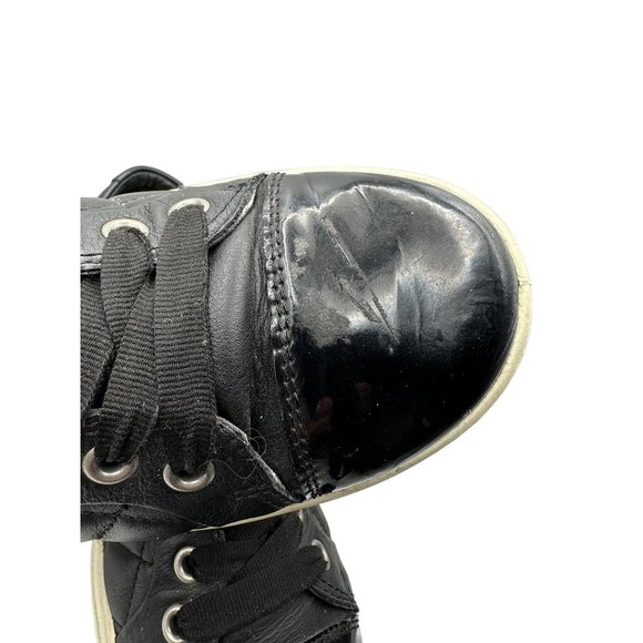 Ecco black quilted/patent leather size 38 built in orthotics sneakers FLAW - Picture 9 of 9